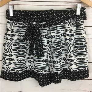 Nordstrom Lily White Printed Shorts